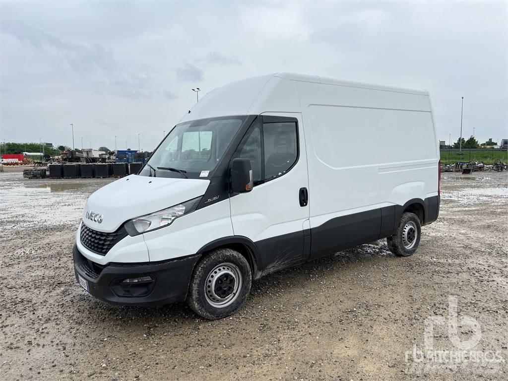 Iveco DAILY Busy / Vany