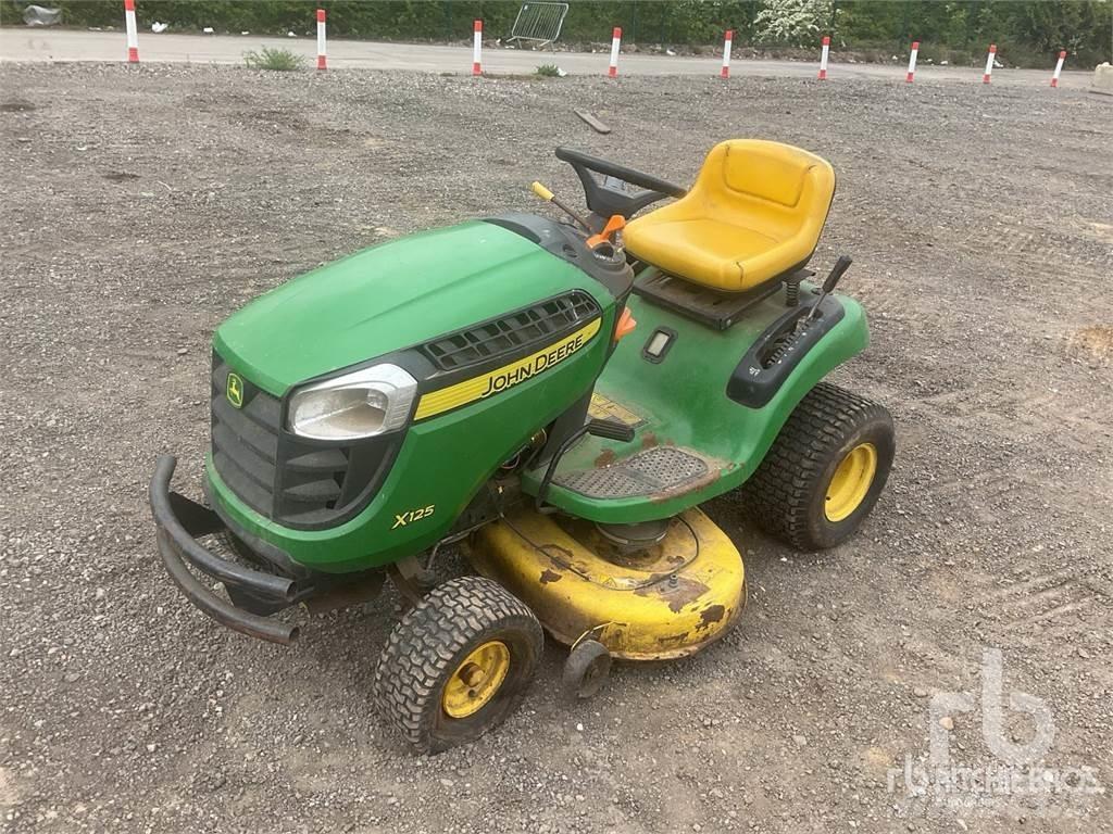 John Deere X125 Kosiarki