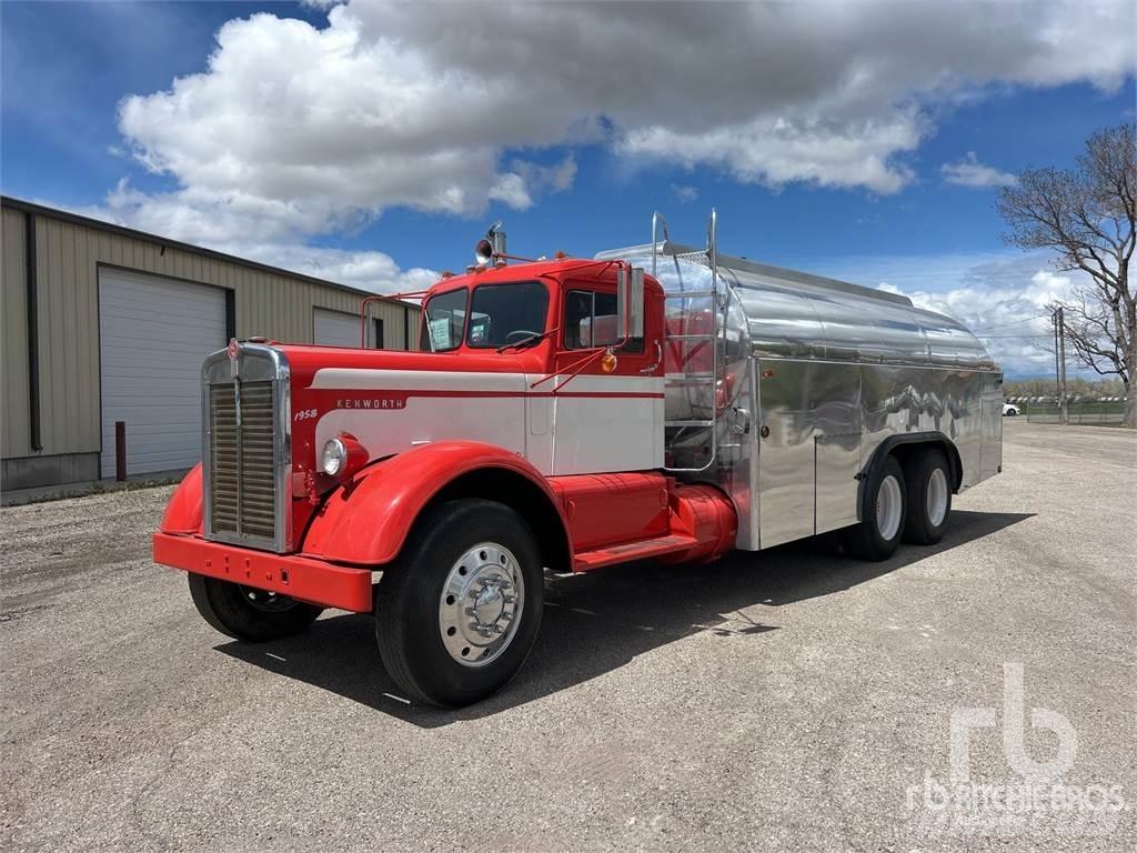 Kenworth CC925C Cysterna