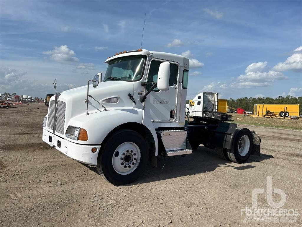 Kenworth T300 Ciągniki siodłowe