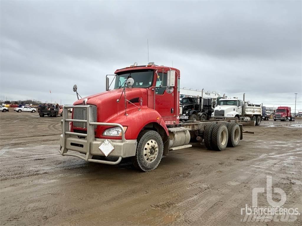 Kenworth T440 Pojazdy pod zabudowę
