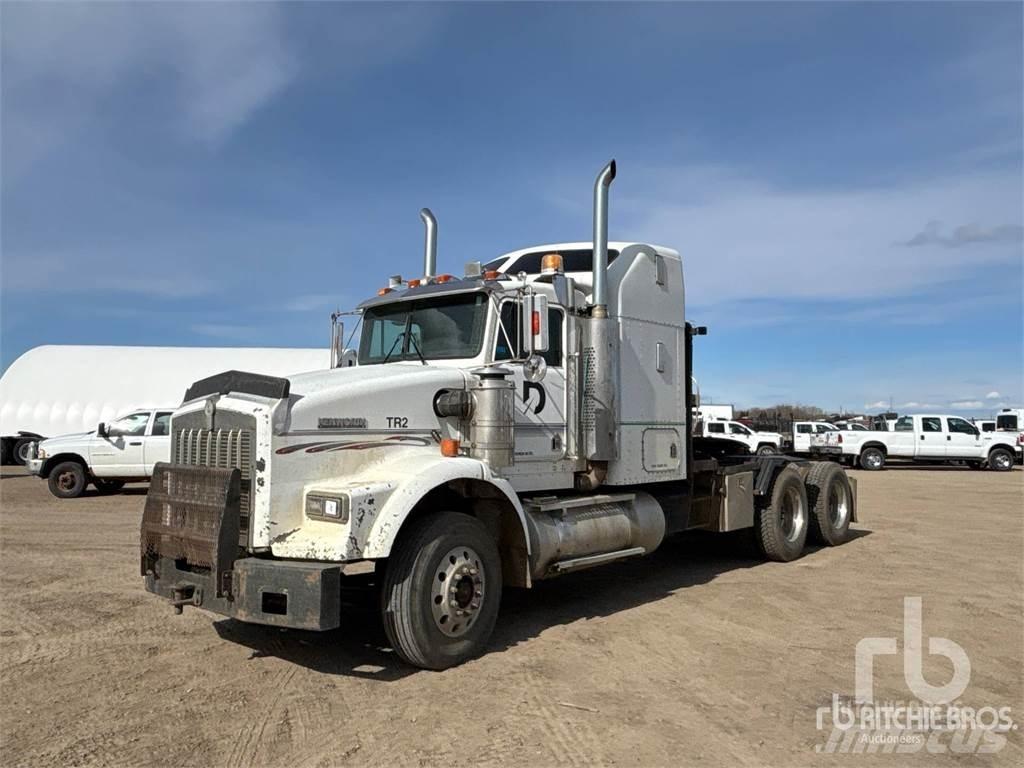Kenworth T800 Lawety / pojazdy z wciągarką