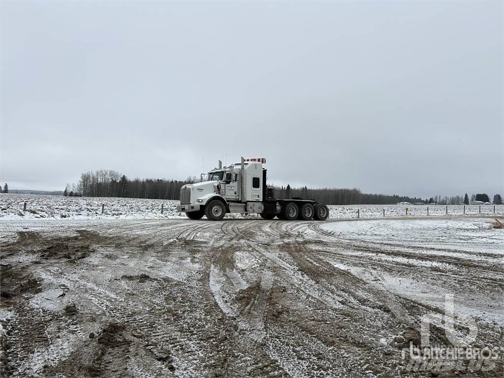 Kenworth T800 Lawety / pojazdy z wciągarką