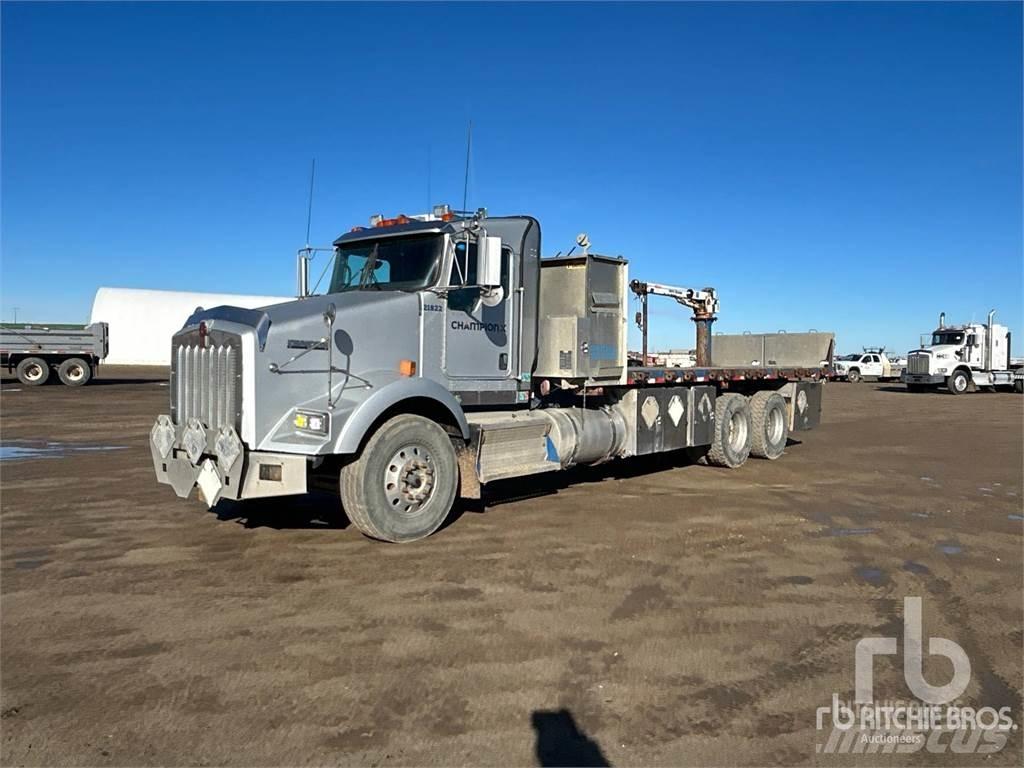 Kenworth T800 Ciężarówki typu Platforma / Skrzynia