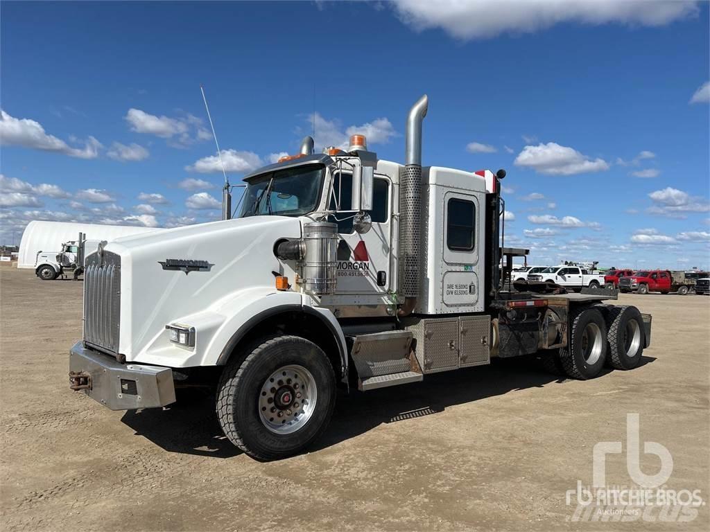 Kenworth T800 Lawety / pojazdy z wciągarką