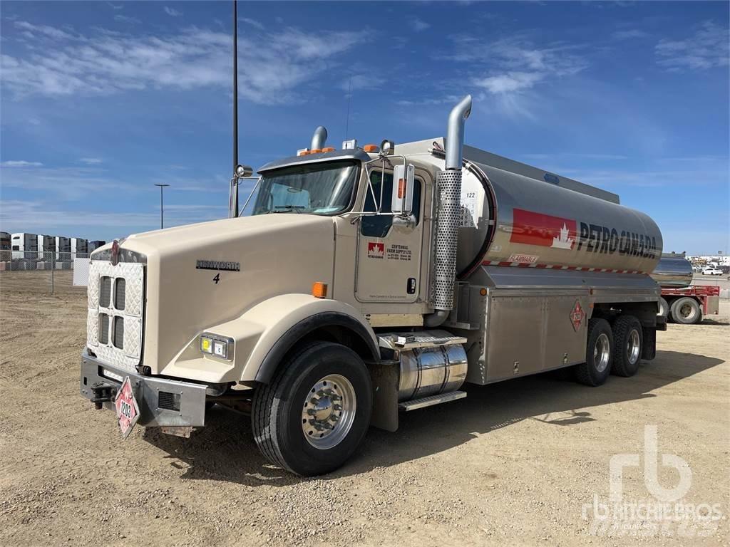 Kenworth T800 Cysterna