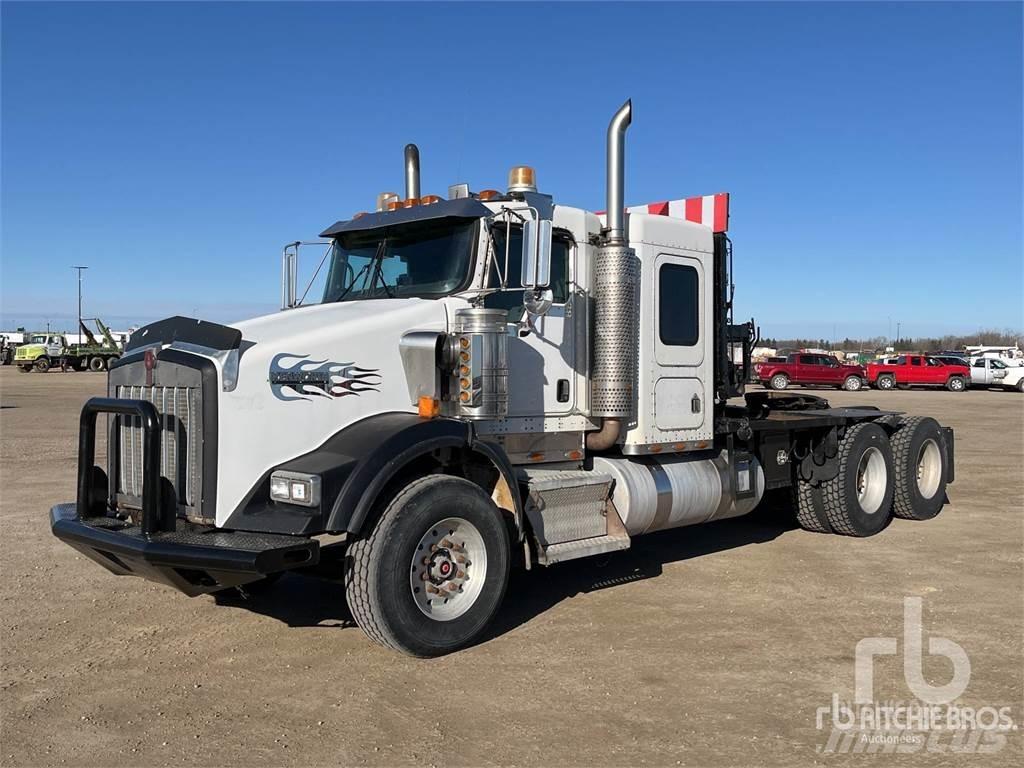 Kenworth T800B Lawety / pojazdy z wciągarką