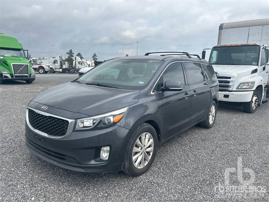 Kia SEDONA Busy / Vany
