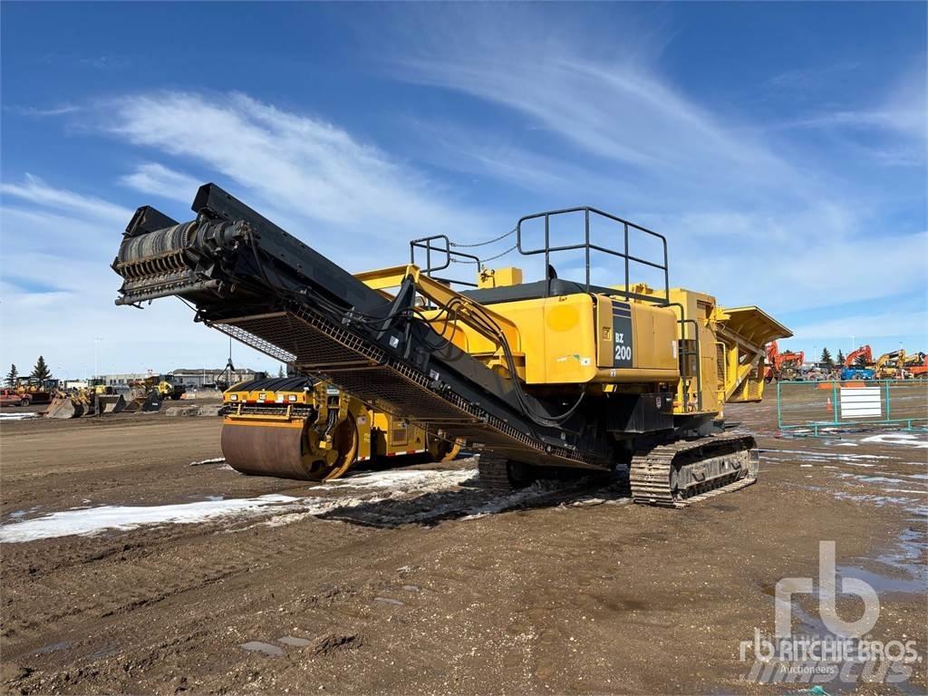 Komatsu BZ200 Przesiewacze