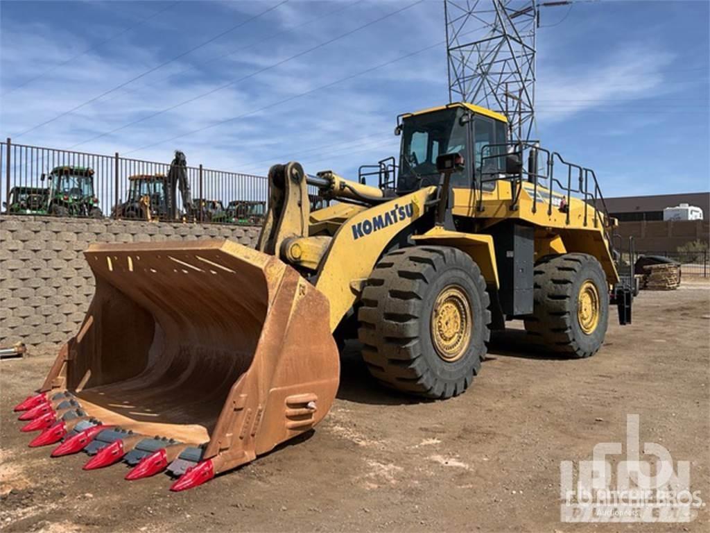 Komatsu WA600-8 Ładowarki kołowe