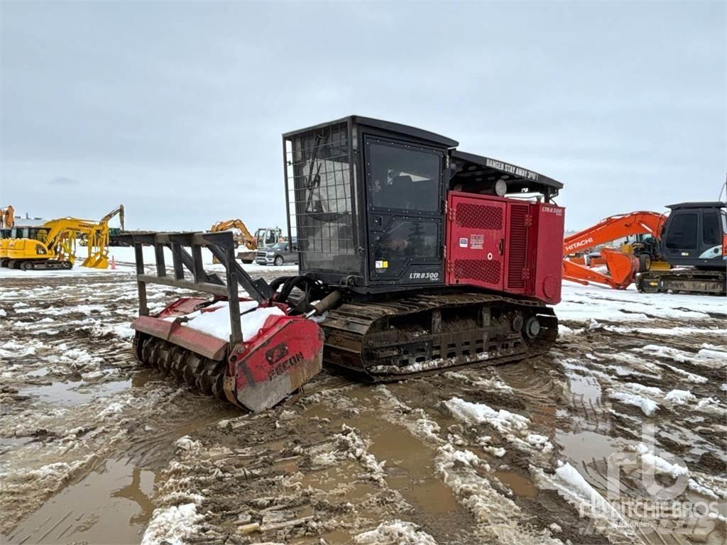 Lamtrac LTR8300 Kosiarki bijakowe