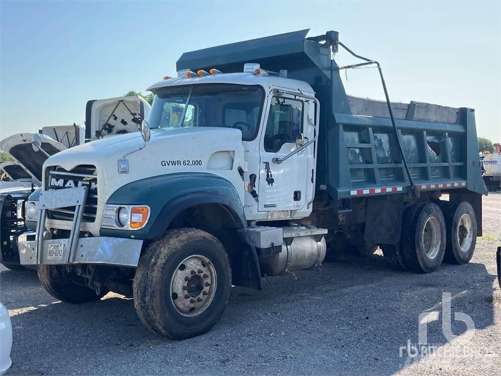Mack CV713 Wywrotki