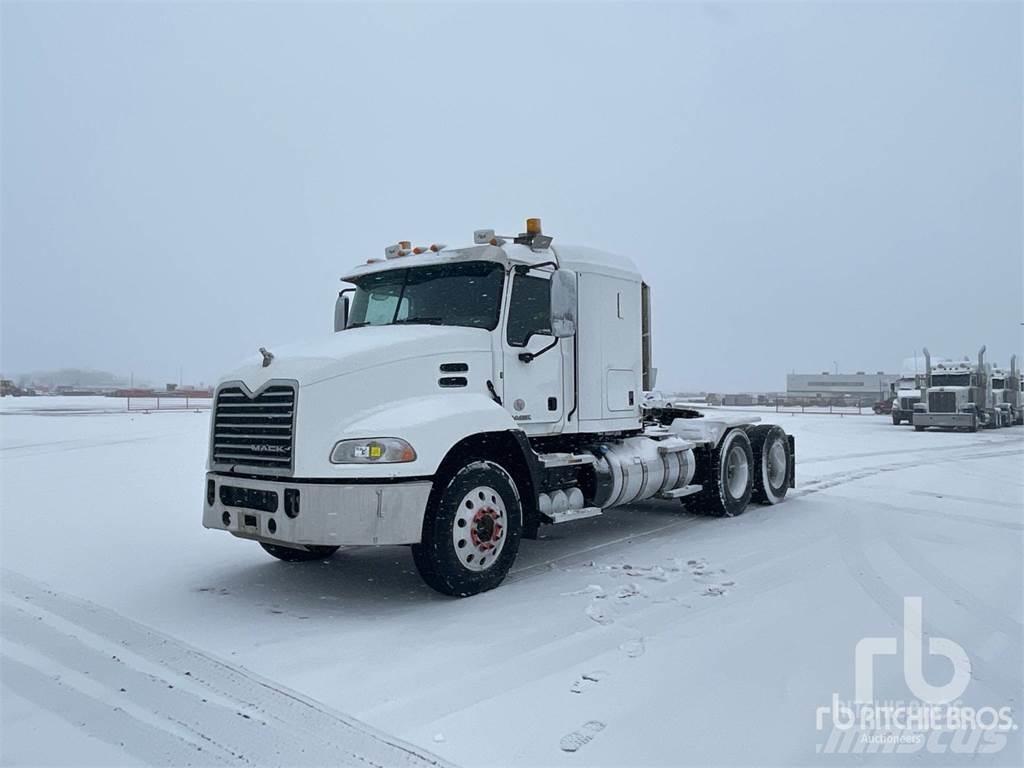 Mack CXU613 Ciągniki siodłowe