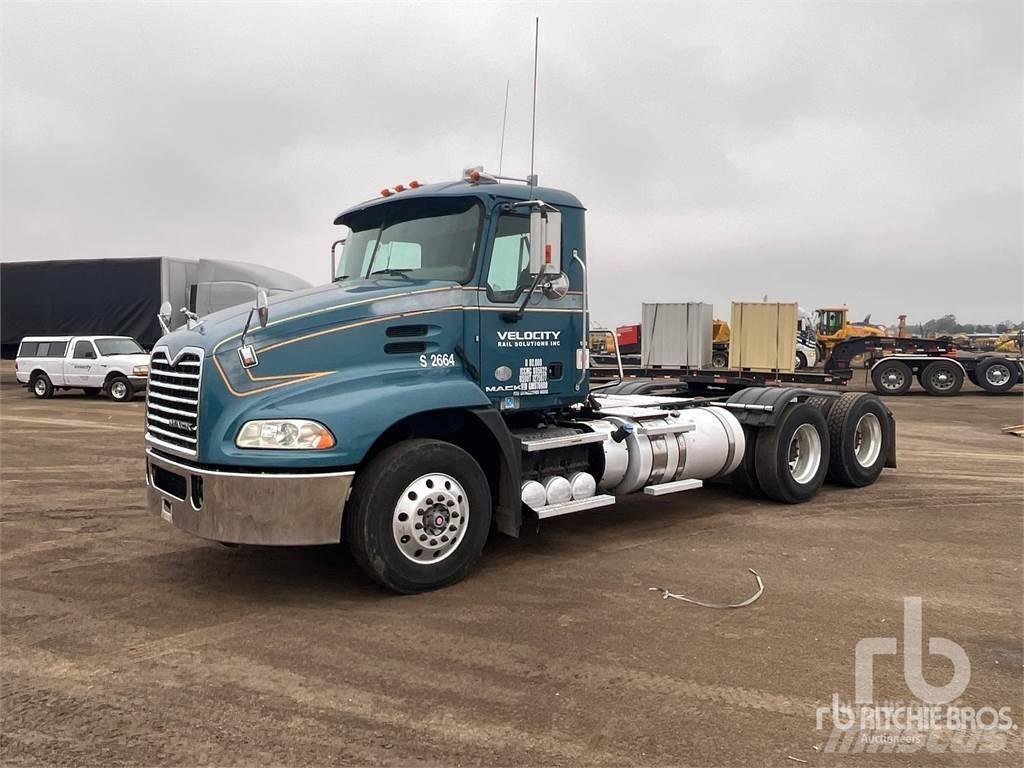 Mack CXU613 Ciągniki siodłowe