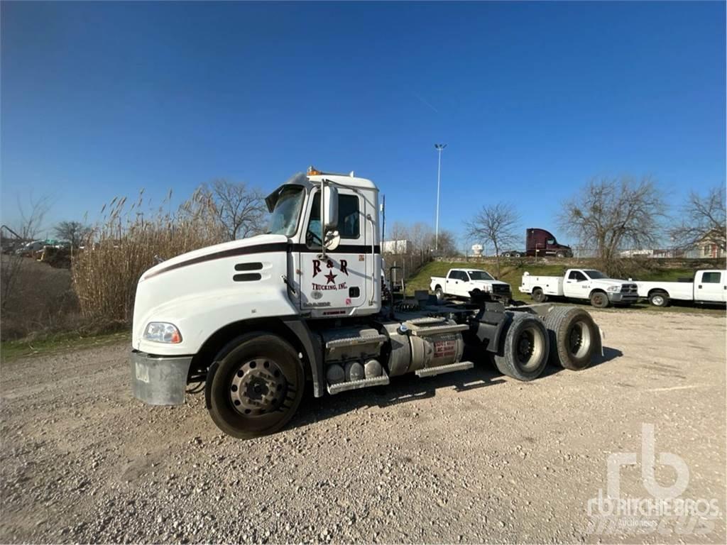 Mack CXU613 Ciągniki siodłowe