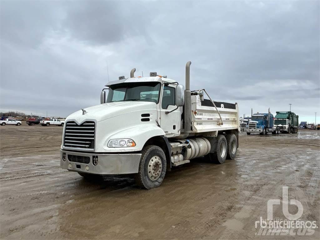 Mack CXU613 Wywrotki