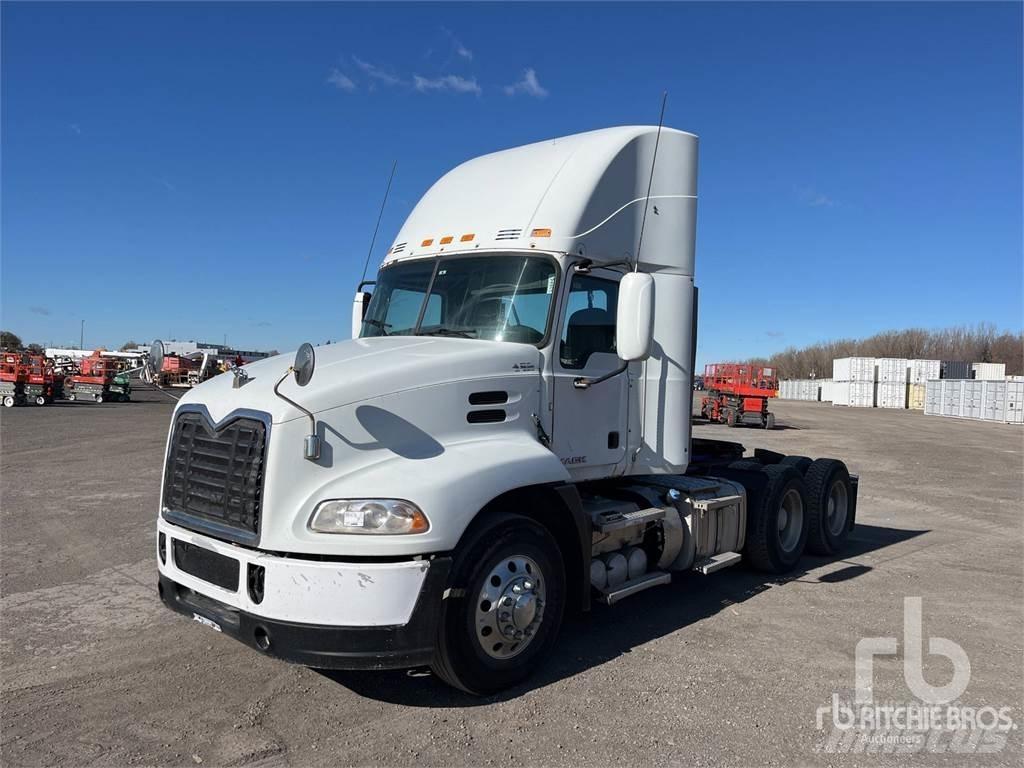 Mack CXU613 Ciągniki siodłowe