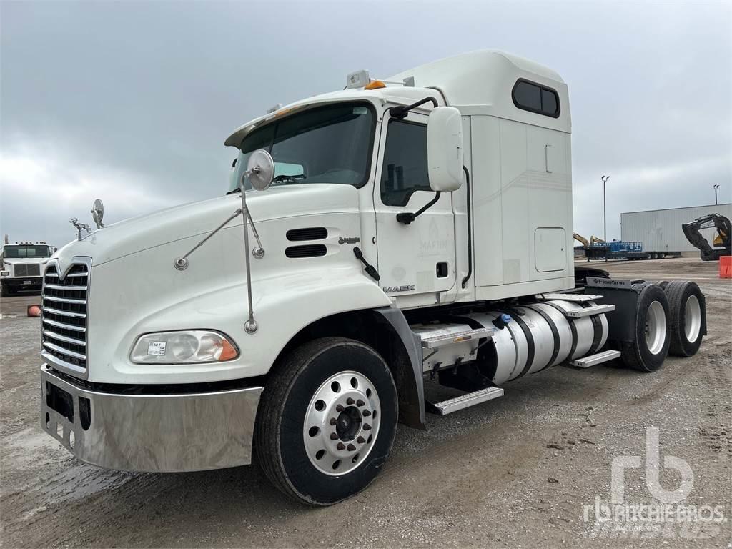 Mack CXU613 Ciągniki siodłowe