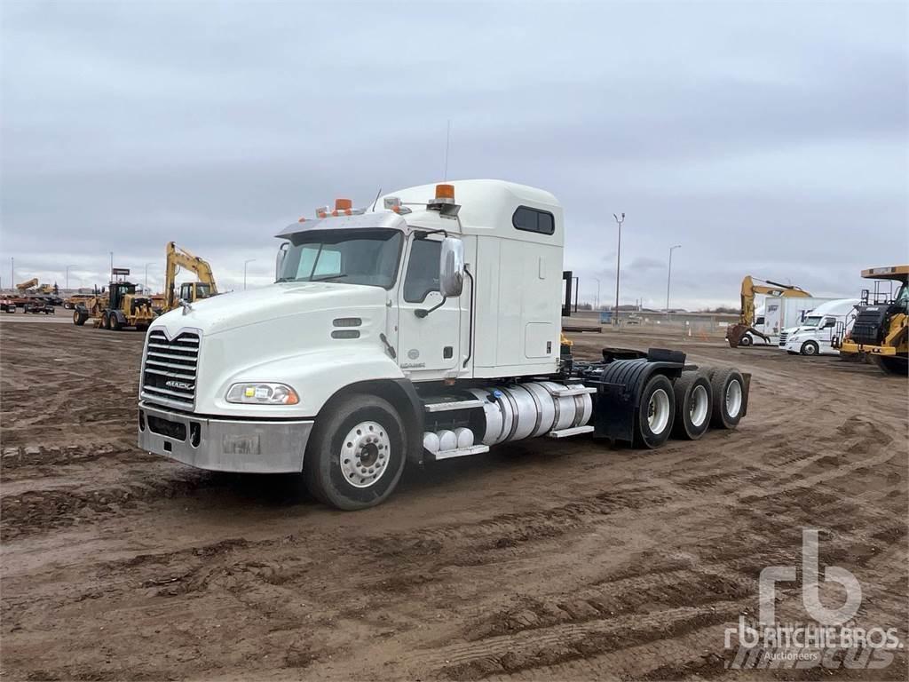 Mack CXU614 Ciągniki siodłowe