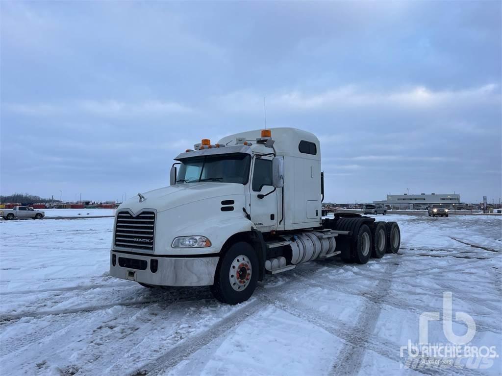 Mack CXU614 Ciągniki siodłowe