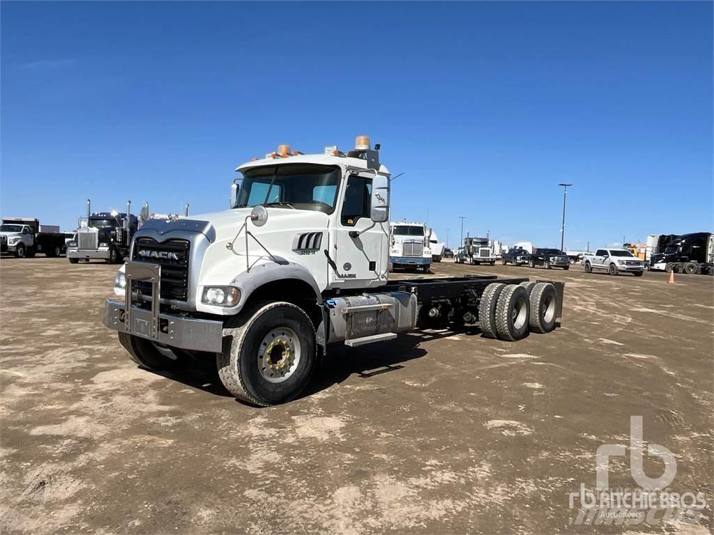 Mack GU433 Pojazdy pod zabudowę