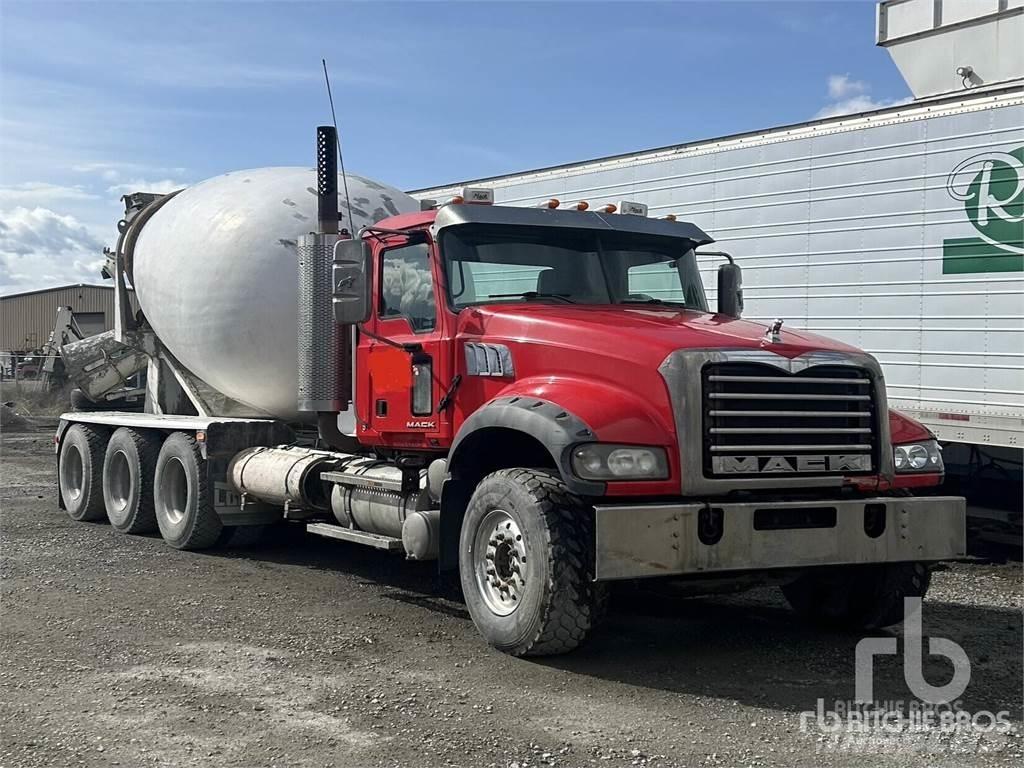 Mack GU713 Gruszki do betonu
