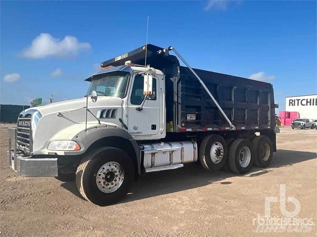 Mack GU813 Wywrotki