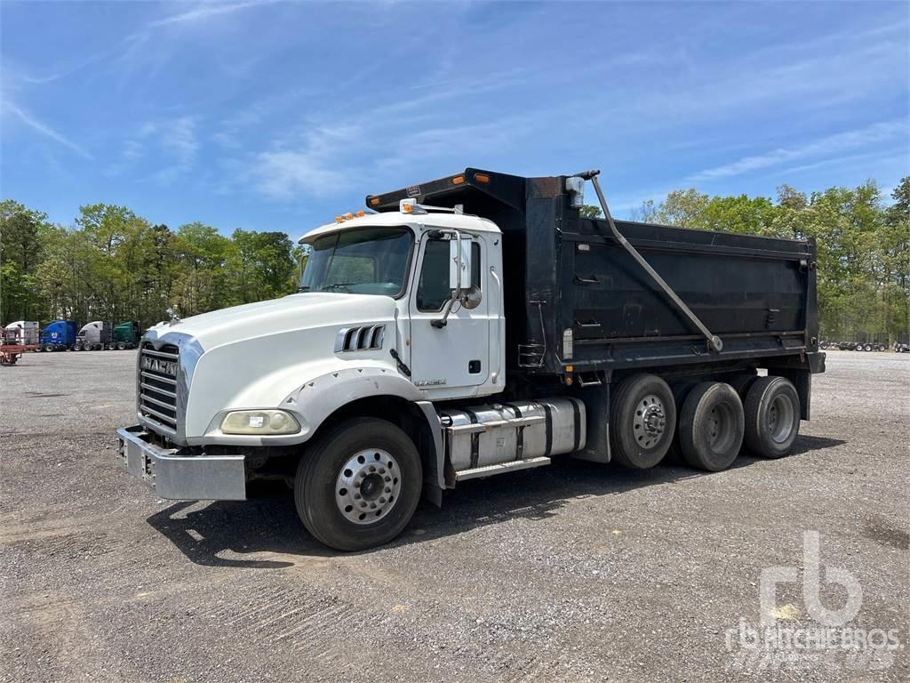 Mack GU813 Wywrotki