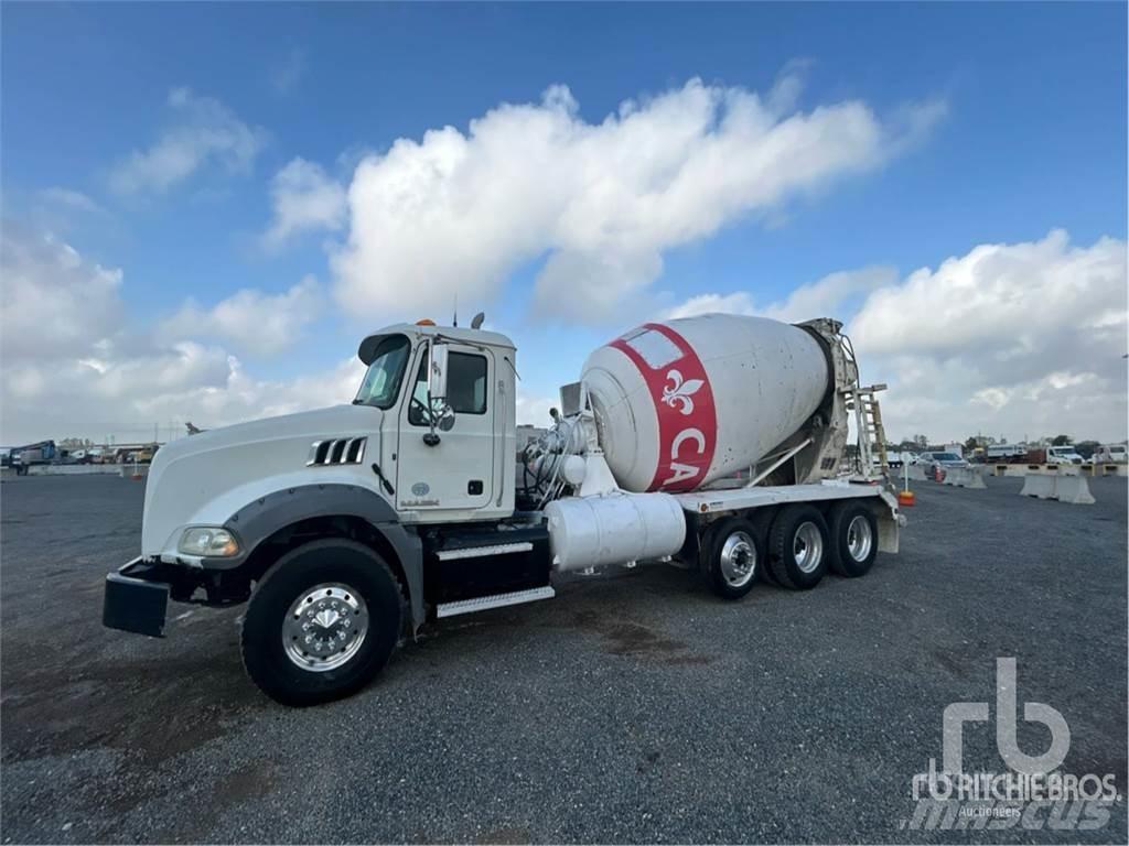 Mack GU813 Gruszki do betonu