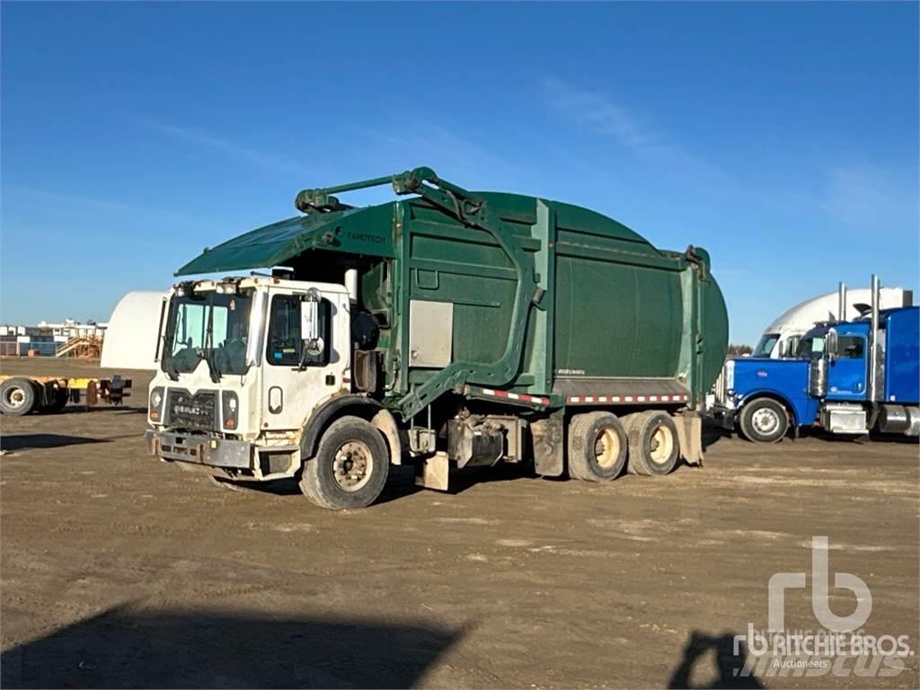 Mack MRU613 Śmieciarki