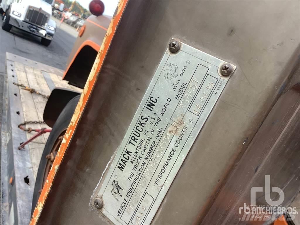 Mack R685ST Ciągniki siodłowe