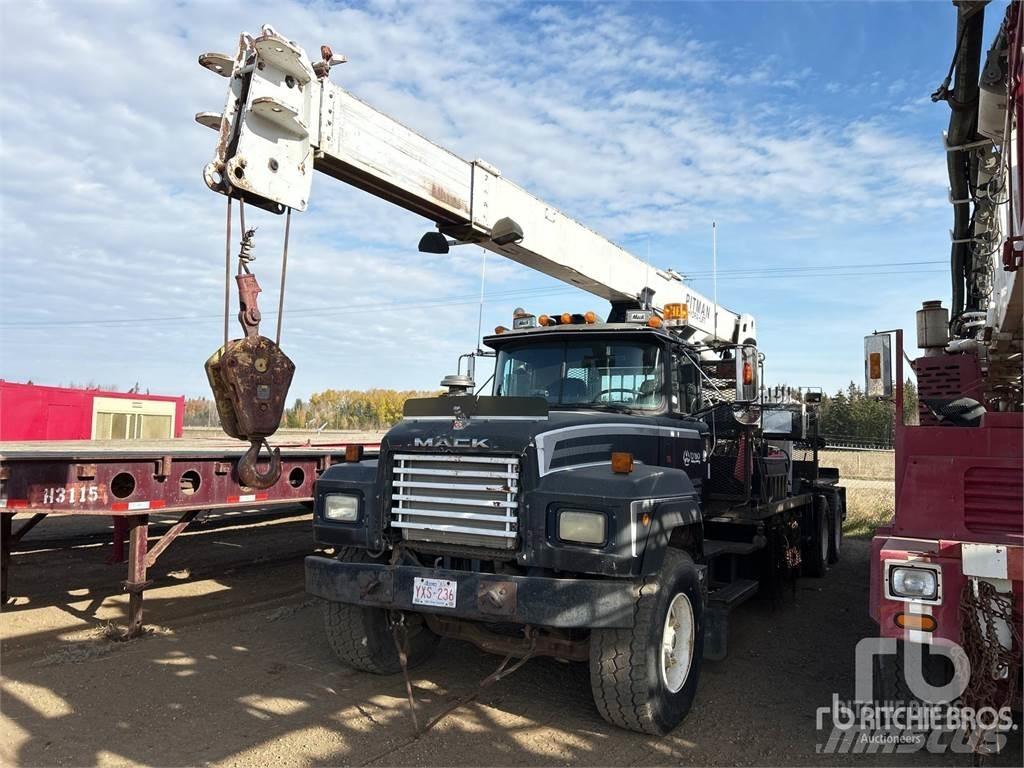 Mack RD688S Żurawie samochodowe