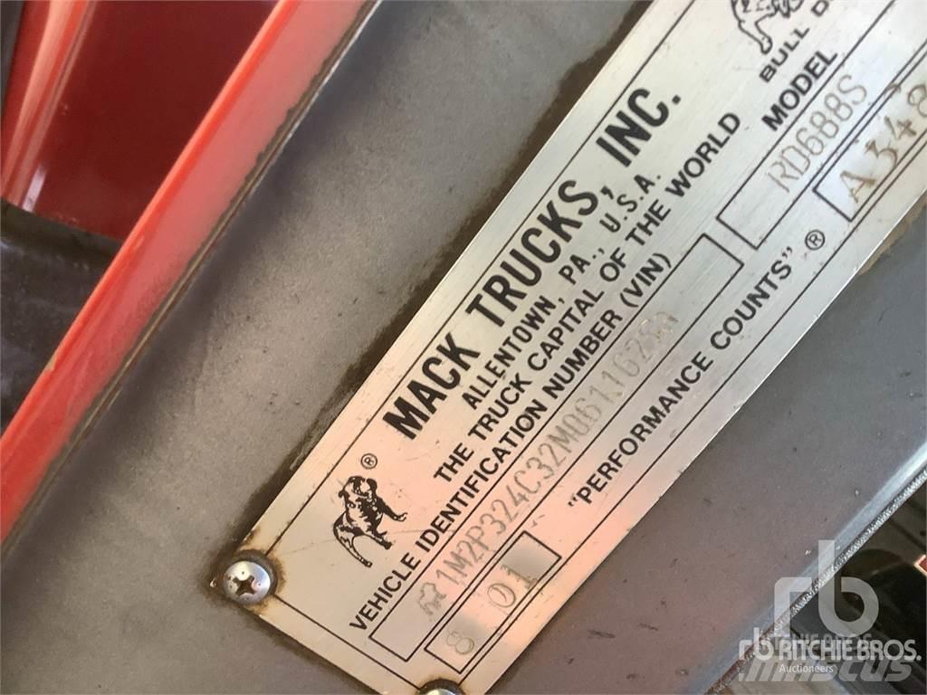 Mack RD688S Ciężarówki z wymienną zabudową