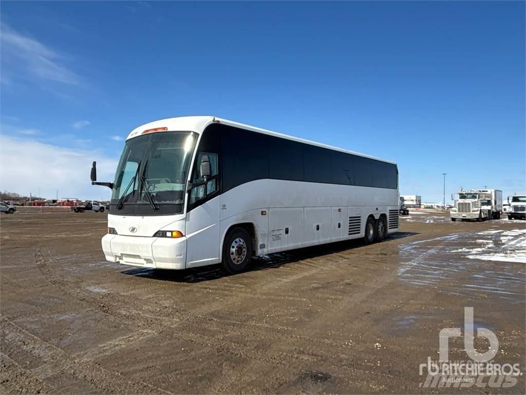 MCI J4500 Autokary turystyczne