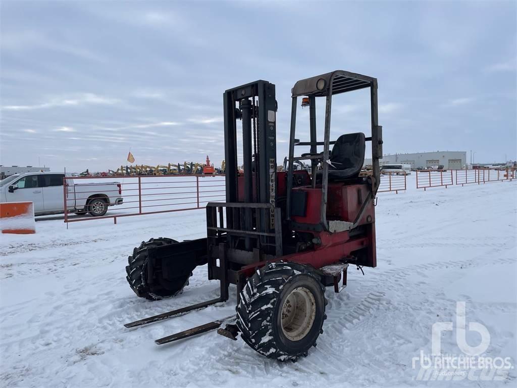 Moffett M5000 Wózki widłowe terenowe