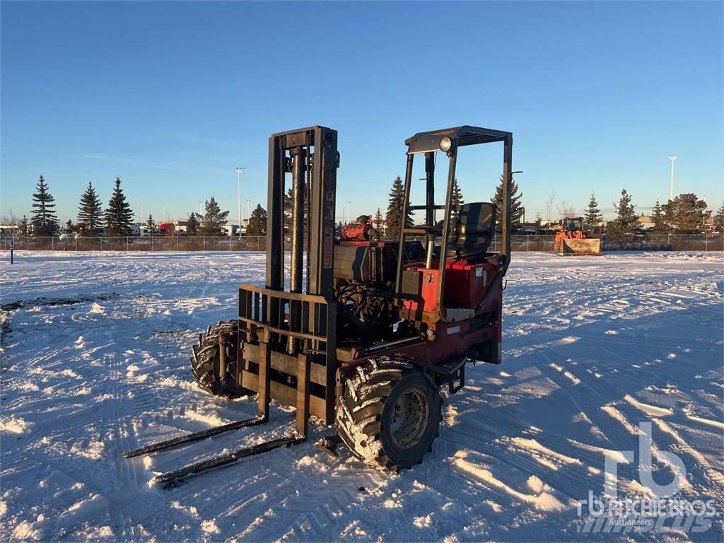 Moffett M5500 Wózki widłowe terenowe