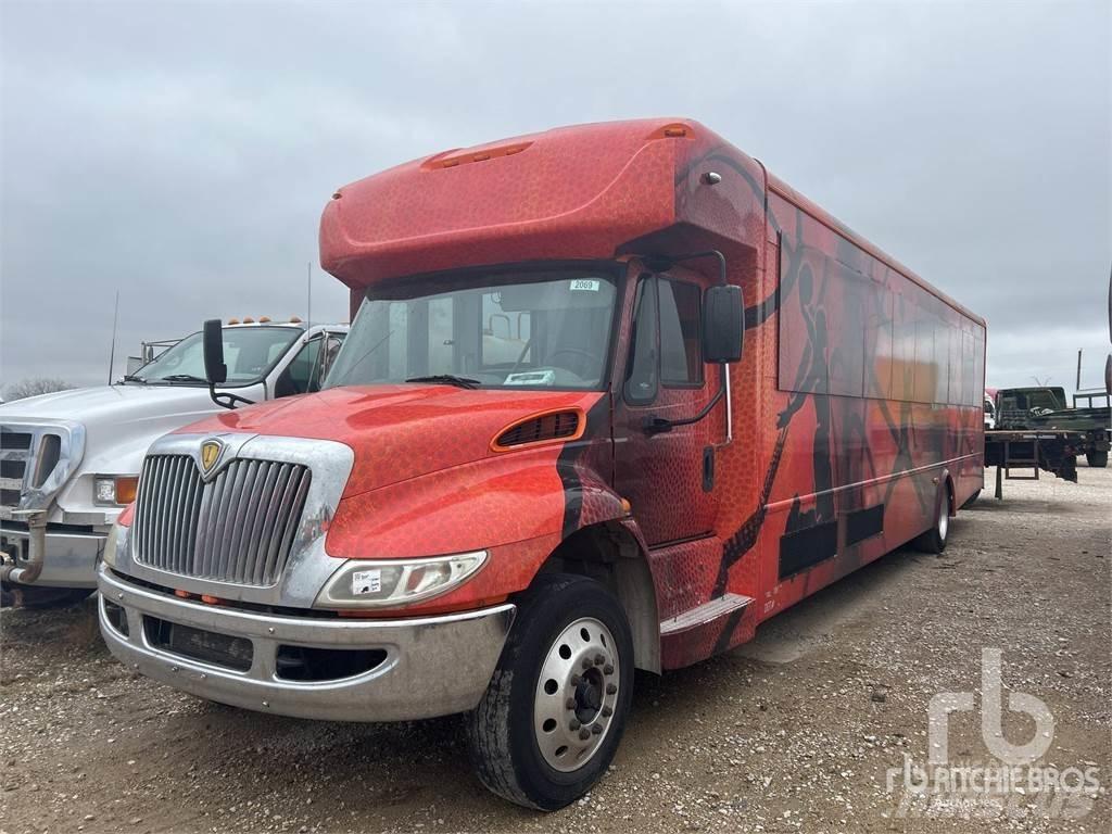 Navistar PC505 Autobusy międzymiastowe