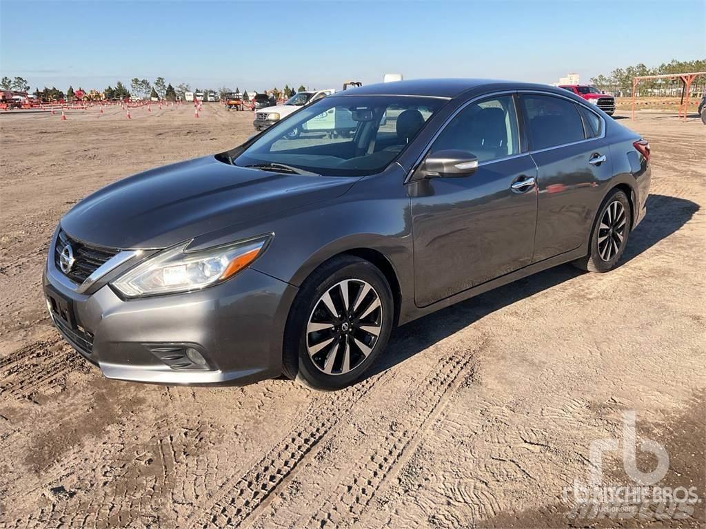 Nissan ALTIMA Samochody osobowe