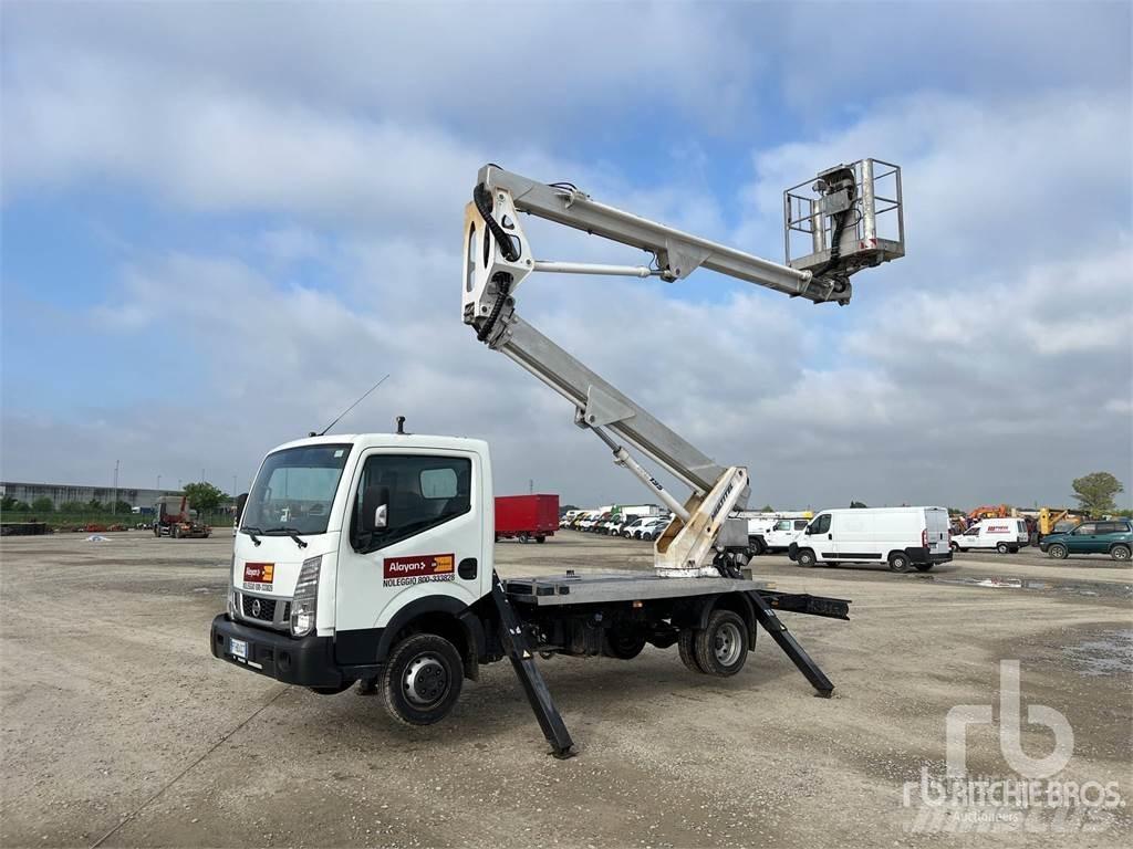 Nissan CABSTAR Podnośniki na przyczepach