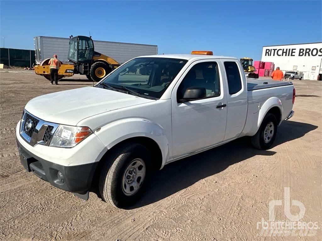 Nissan FRONTIER Pick-upy / Pojazdy z otwieranymi burtami