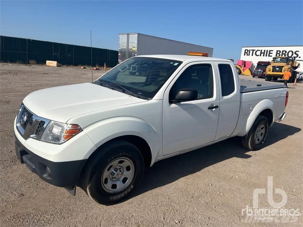 Nissan FRONTIER Pick-upy / Pojazdy z otwieranymi burtami