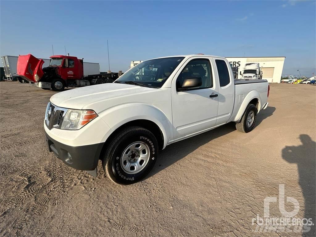 Nissan FRONTIER Pick-upy / Pojazdy z otwieranymi burtami