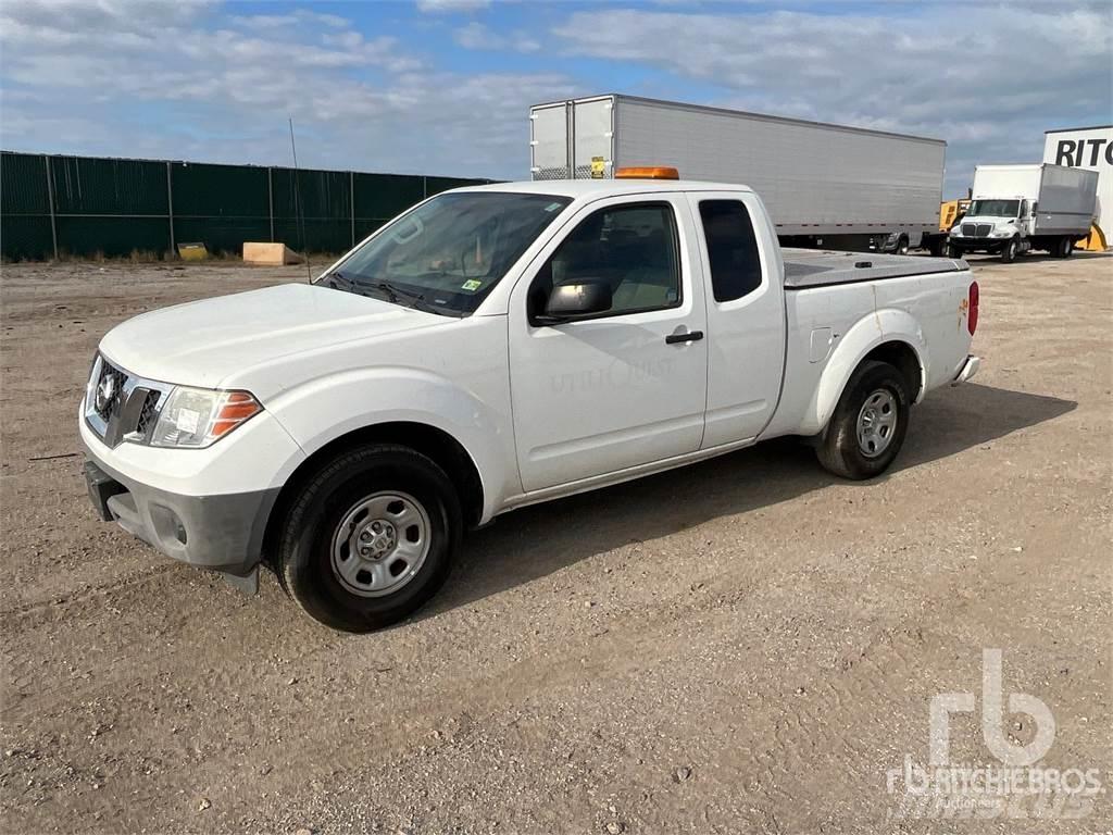 Nissan FRONTIER Pick-upy / Pojazdy z otwieranymi burtami