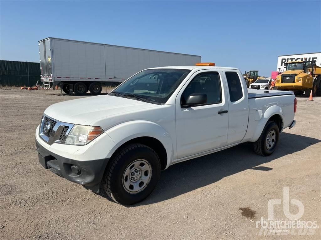 Nissan FRONTIER Pick-upy / Pojazdy z otwieranymi burtami