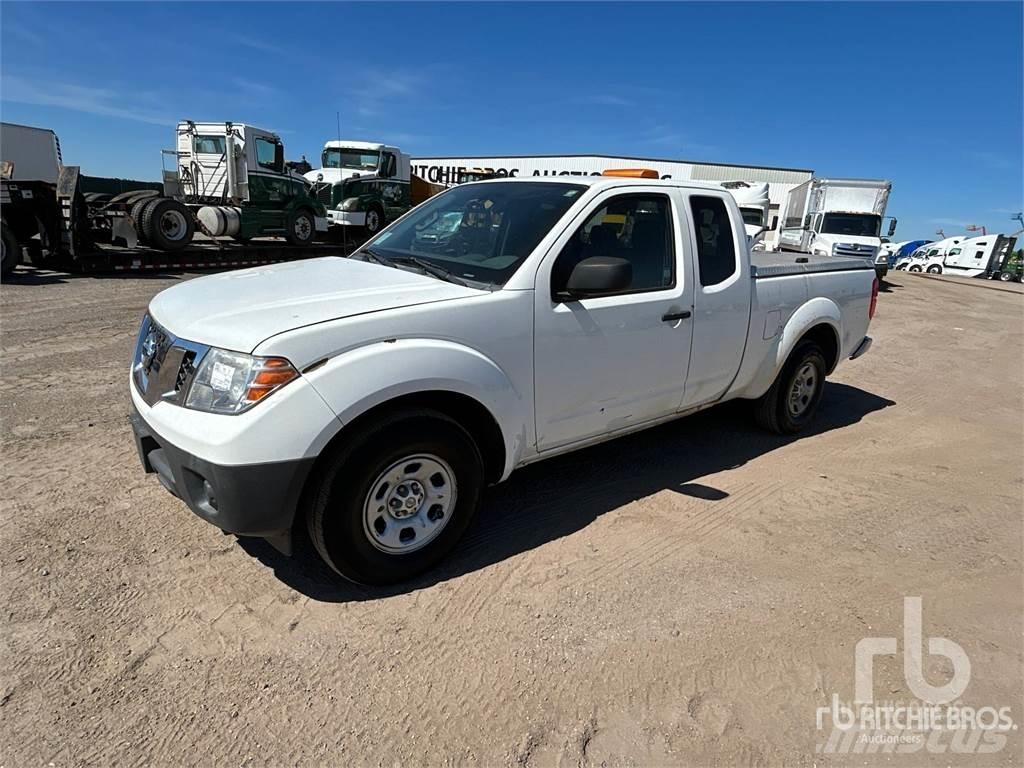 Nissan FRONTIER Pick-upy / Pojazdy z otwieranymi burtami