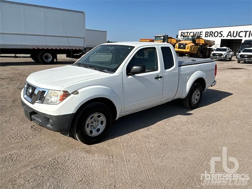 Nissan FRONTIER Pick-upy / Pojazdy z otwieranymi burtami