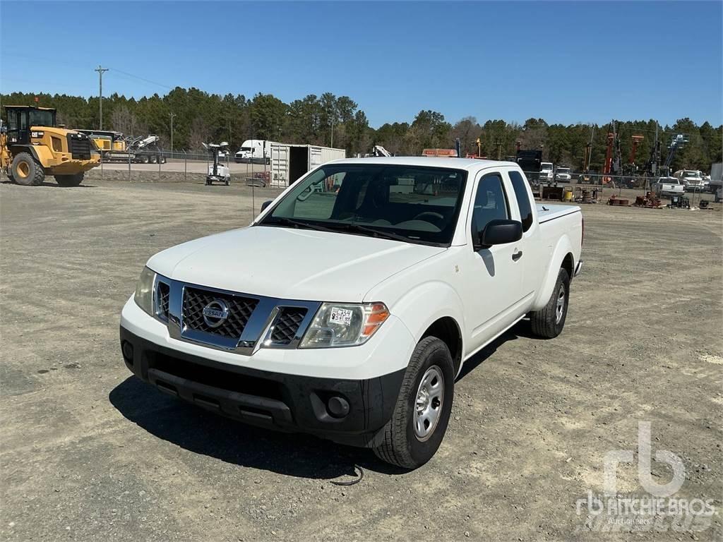 Nissan FRONTIER Pick-upy / Pojazdy z otwieranymi burtami
