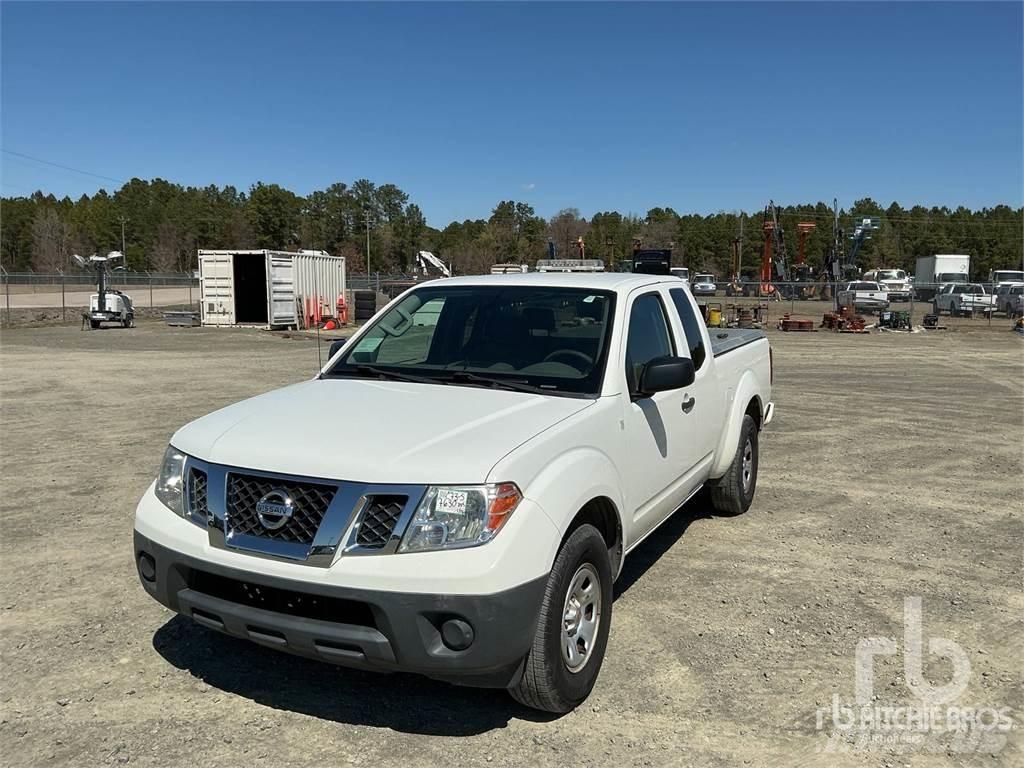 Nissan FRONTIER Pick-upy / Pojazdy z otwieranymi burtami