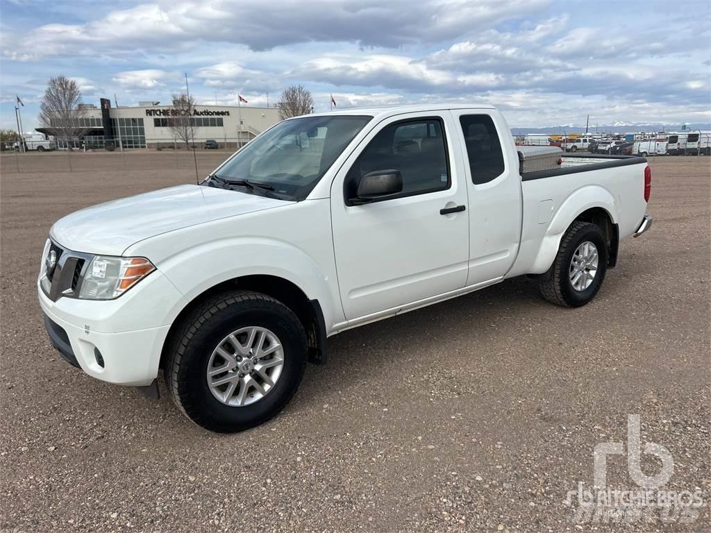 Nissan FRONTIER Pick-upy / Pojazdy z otwieranymi burtami