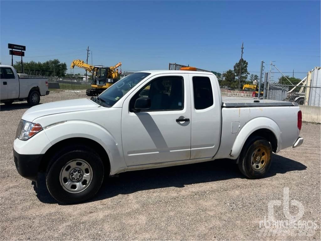 Nissan FRONTIER Pick-upy / Pojazdy z otwieranymi burtami